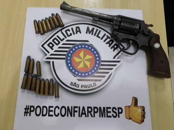Polcia Militar de Adamantina detm tio e sobrinho por posse ilegal de arma de fogo