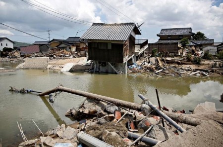 Japão procura sobreviventes após chuvas que deixaram 199 mortos