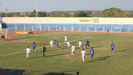 Osvaldo Cruz F.C. vence em casa na abertura da 2ª fase da Segundona