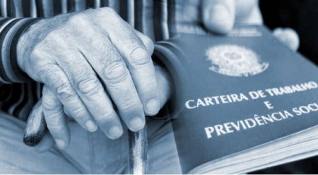 Aposentadoria por idade só será aprovada por internet e telefone