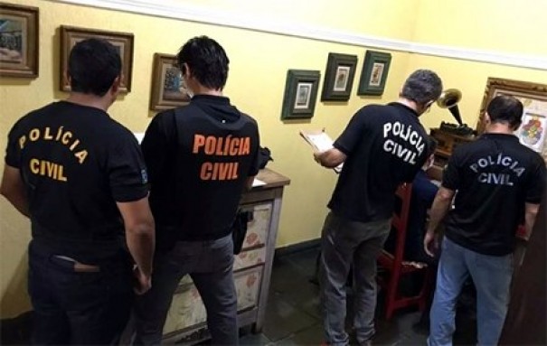 Opera��o Luz na Inf�ncia de combate � pornografia infantil prende rapaz de 24 anos em Rin�polis