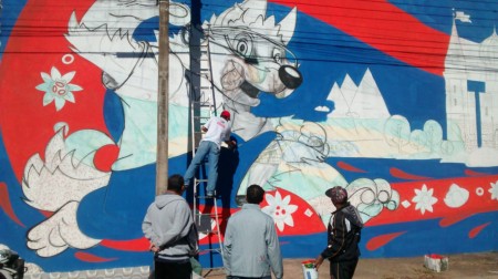 Artistas ilustram muro da Vila Esperança para a Copa do Mundo 2018