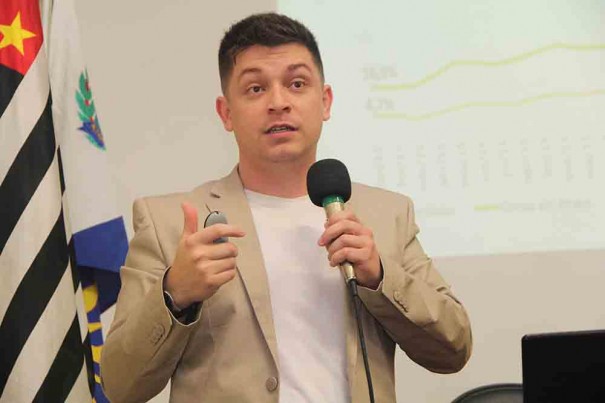 FecomercioSP visita Osvaldo Cruz para reunio sindical