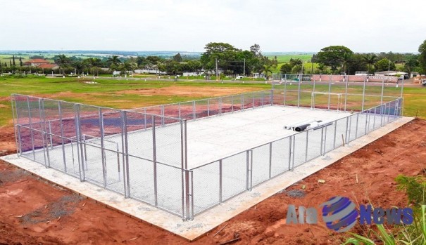 Pr�xima de ser entregue, 'Quadra Society' ser� op��o de esporte e lazer em Salmour�o