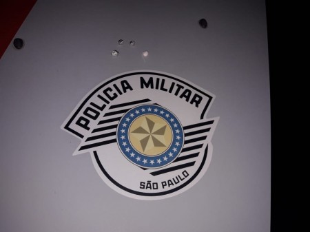 Dois homens são presos com drogas na Vila Esperança