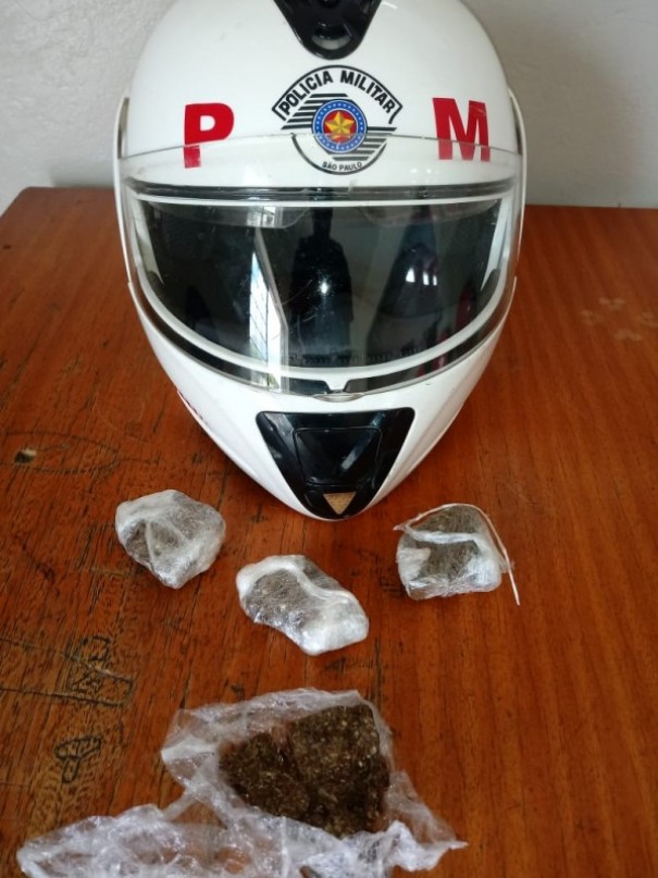 ROCAM apreende menor por trfico em Osvaldo Cruz