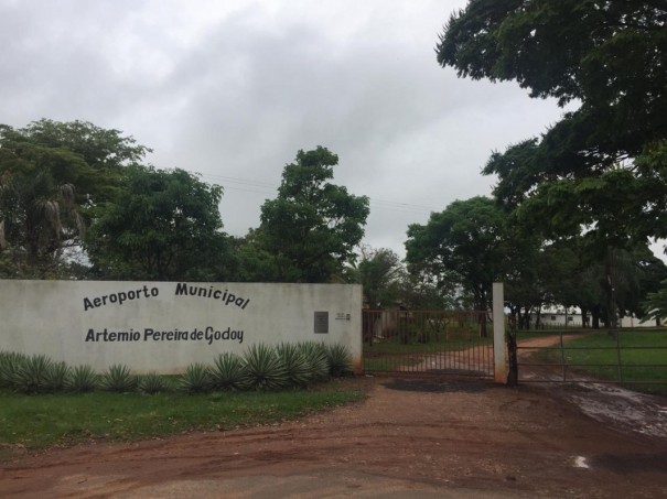 Justi�a prorroga por mais dez dias o fechamento do aeroporto de Presidente Venceslau por motivo de seguran�a