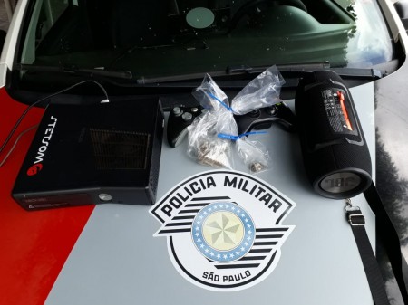 Polícia Militar de Dracena prende rapaz em flagrante por tráfico de Drogas e lesão Corporal