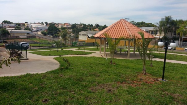 �rea de lazer do Lar S�o Vicente de Paulo � inaugurada em OC