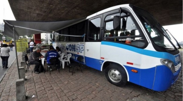 Adamantina recebe unidade do Procon M�vel e palestra sobre endividamento e superendividamento