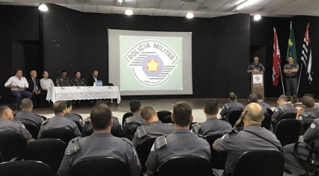 PM realiza solenidade de valorização profissional e homenageia policiais de destaque