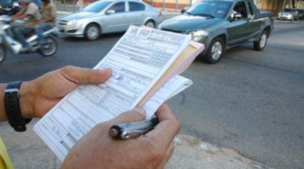 Usurios alegam dificuldade para o pagamento de multas de trnsito em Osvaldo Cruz