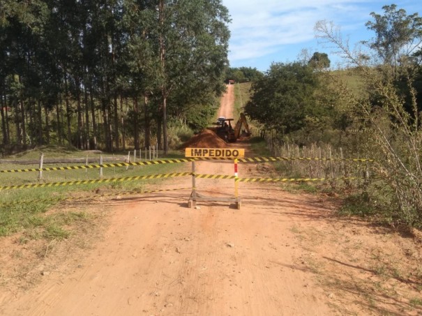 Prefeitura de OC interrompe trfego na Estrada do Perdido ao Bairro Valesburgo para reforma de ponte