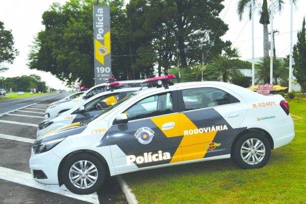 Polícia Rodoviária registra colisão traseira na Rodovia Assis chateaubriand, em Rinópolis