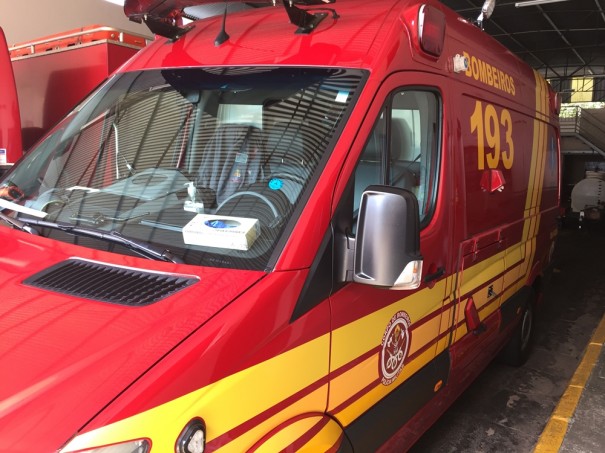 Corpo de Bombeiros atende ocorrência de acidente de trabalho em Osvaldo Cruz