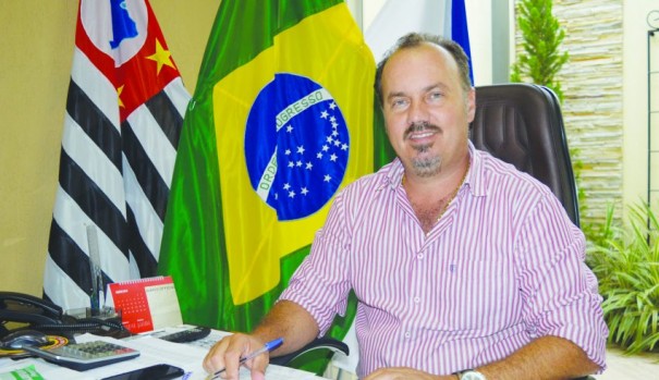 Ministrio Pblico arquiva seis inquritos contra o prefeito Edmar Mazucato
