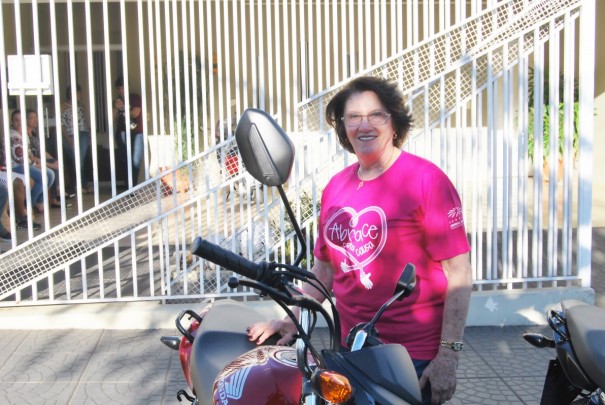 Rede Feminina de Combate ao Cncer de Osvaldo Cruz realiza a entrega das motos sorteadas dia 9 de julho