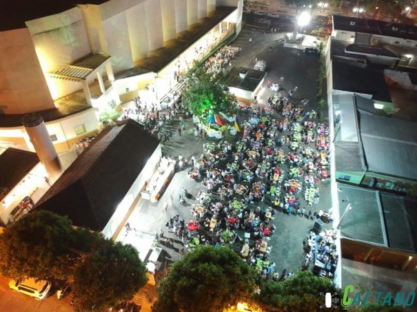 Primeira Noite das Pores da Parquia de So Jos de Osvaldo Cruz foi um sucesso