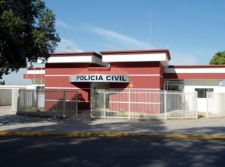 Ladrões furtam aparelhos de som e dinheiro de moradia na zona rural de Bastos