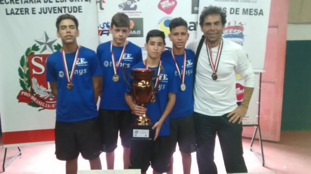 Alunos de Escola Maria Aparecida Lopes de OC so Campees Estaduais de Tnis de Mesa 