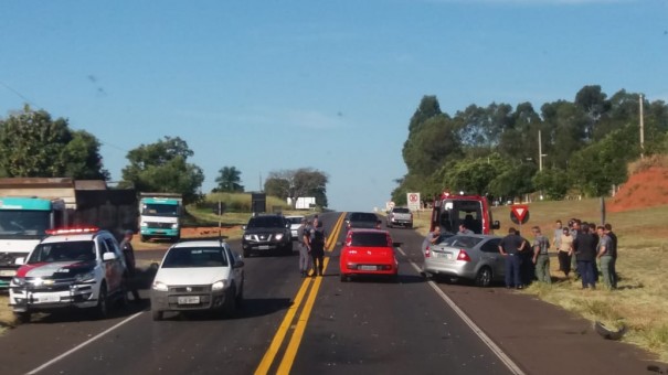 Acidente no trevo da Penitenci�ria de Osvaldo Cruz deixa uma pessoa ferida