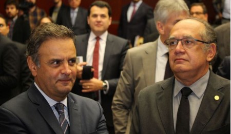 Aécio Neves e Gilmar Mendes realizaram 33 ligações por WhatsApp em 2 meses