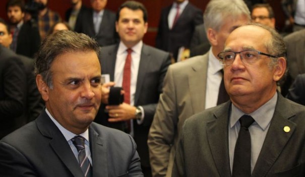 Acio Neves e Gilmar Mendes realizaram 33 ligaes por WhatsApp em 2 meses