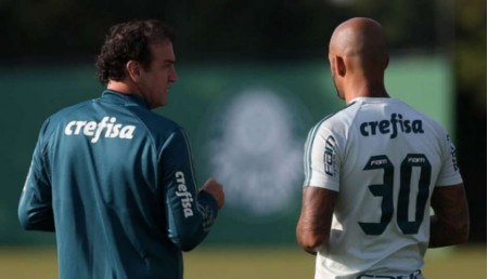 Cuca cogitou deixar Palmeiras após caso Felipe Melo e queda