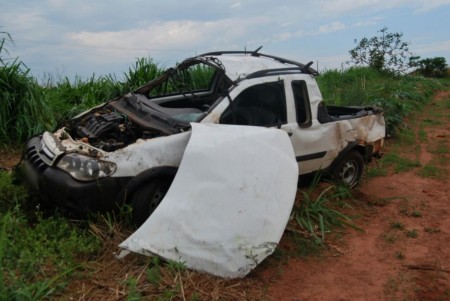 Acidente grave nesta sexta-feira deixa motorista ferido entre Parapuã e Rinópolis