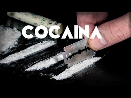 Homem é preso com um pino de Cocaína ao sair de bar na Vila Santa Helena