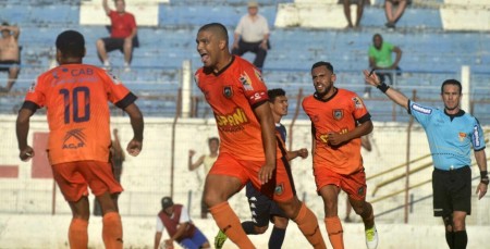 SEGUNDONA: Manthiqueira vence Osvaldo Cruz por 1 a 0 e está na semifinal