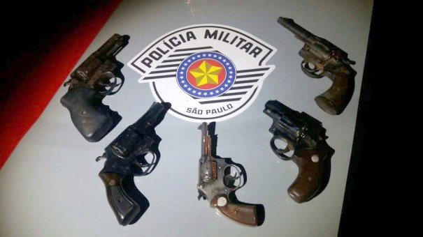 Dois morrem em troca de tiros com Policiais Militares em estrada rural de Pracinha