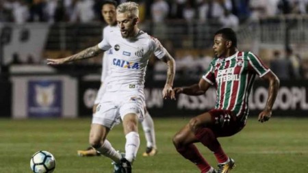 Santos e Fluminense ficam só no empate no Pacaembu