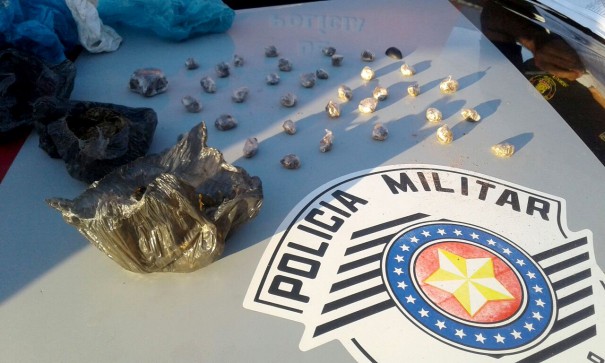 Homem  preso em Luclia aps cadela Emy, localizar pores de maconha 