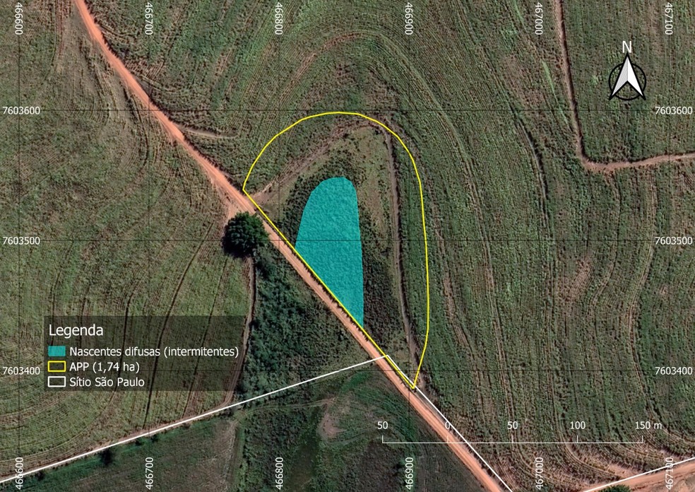 Sitiante &eacute; multado por desmatamento em &Aacute;rea de Preserva&ccedil;&atilde;o Permanente. (Foto: Pol&iacute;cia Ambiental)